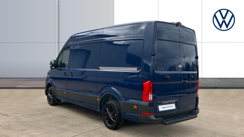 Volkswagen Crafter Cr35 Mwb Diesel 4Motion 2.0 TDI 177PS Commerce Plus Low Roof Van Auto